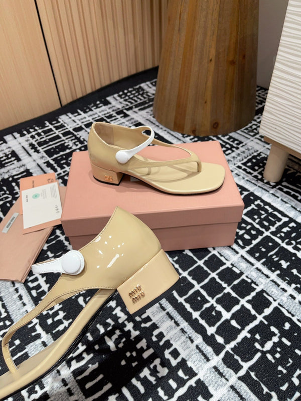 Miu High Thong Sandals With White Strap In Beige Glossy Lambskin