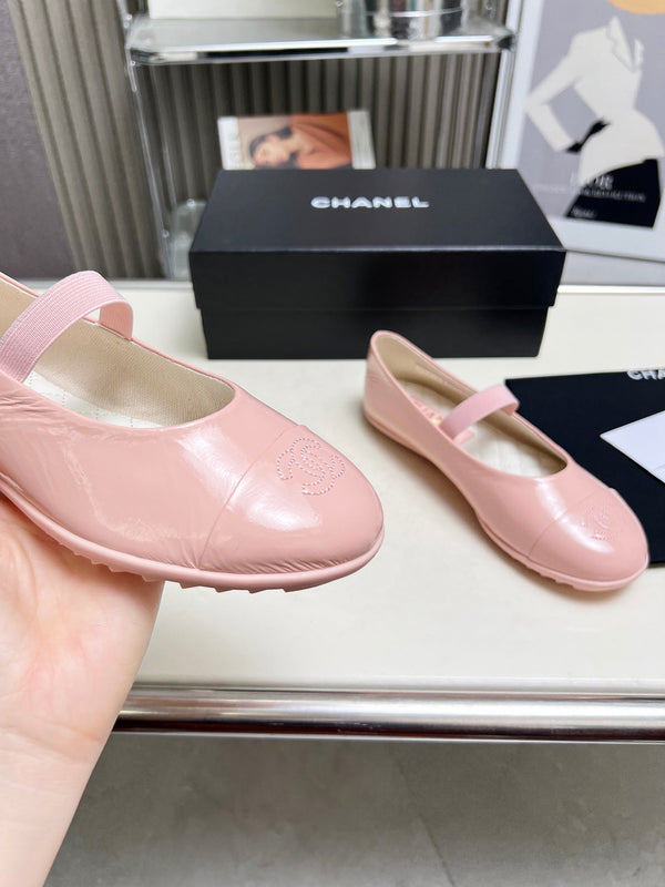 CC 26s Ballet Flat Light Pink Glossy Sheepskin 684822