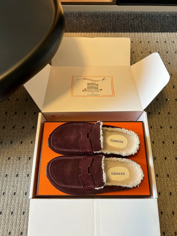HM 26S Destin Mules Burgundy Suede