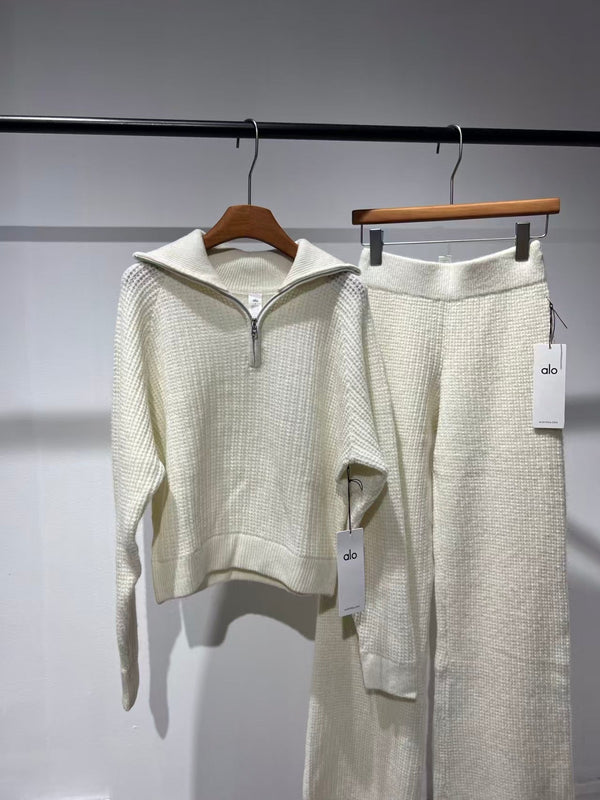 Alo Yoga Cashmere Plush Waffle