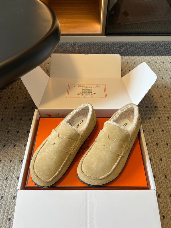 HM 26S Destin Loafers Beige Suede