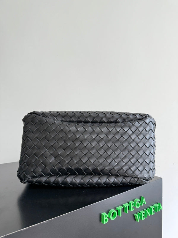 BV 2026 Campana Shoulder Bag 39cm Black Leather