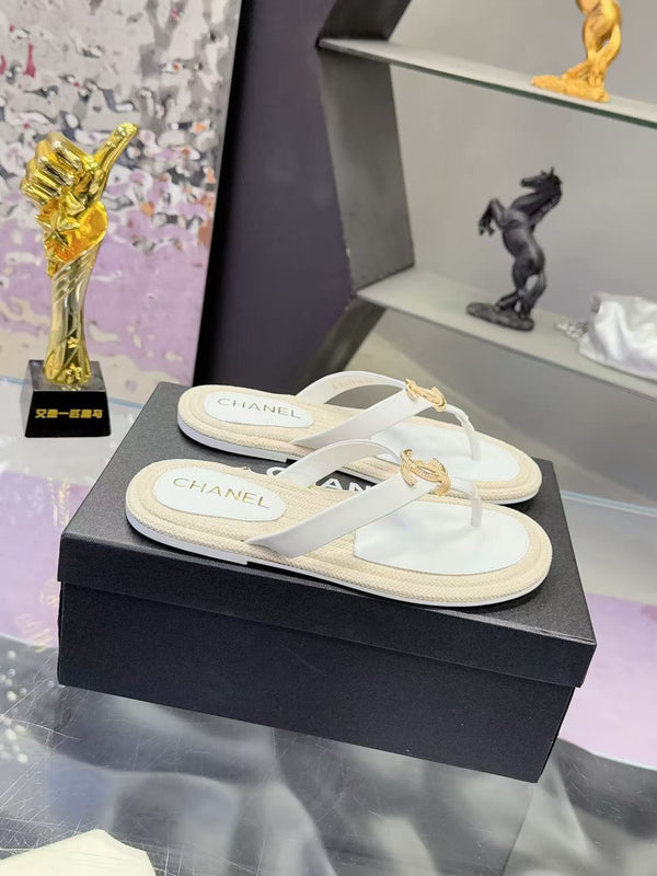 CC 2026 Thong Sandals White Sheepskin