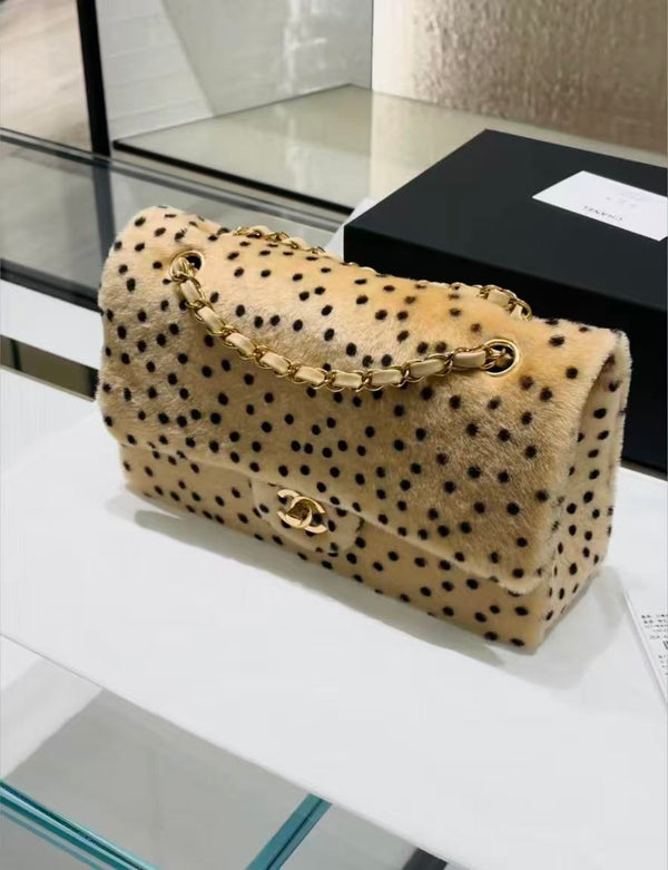 CC 2026 Flap Bag 25.5cm Beige Black Mink Fur Lambskin