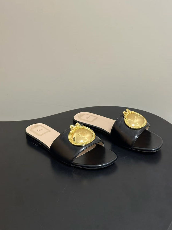 CD D-Club Retro CD Letter Metal Buckle Flat Sandals Leather 846986