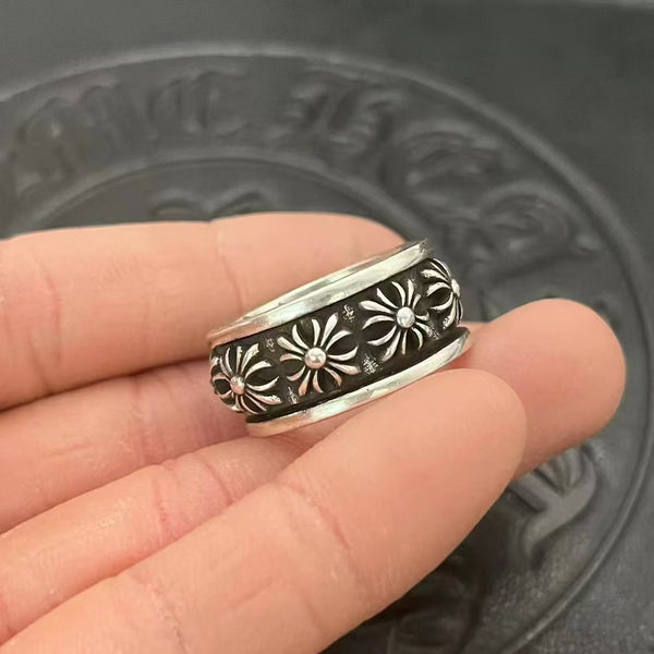 Chrome Cross Spinner Ring