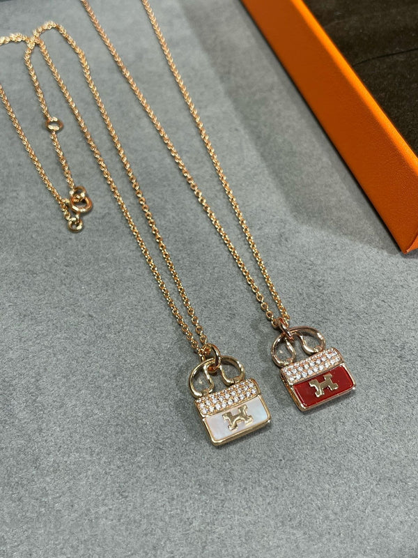 H CIRCE MOISSANITE PENDANT NECKLACE GOLD