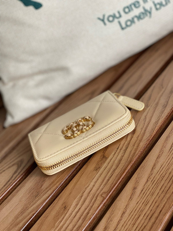 CC 19 Zipped Coin Purse Lambskin