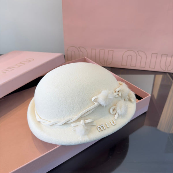 Miu Cashmere Bucket Hat 477664