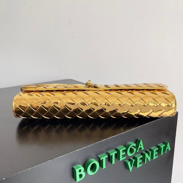 BV Long Clutch Andiamo With Handle 31cm Golden Metalic Calfskin