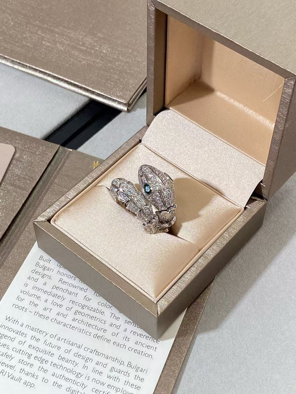 Serpenti White Crystal Ring 354697