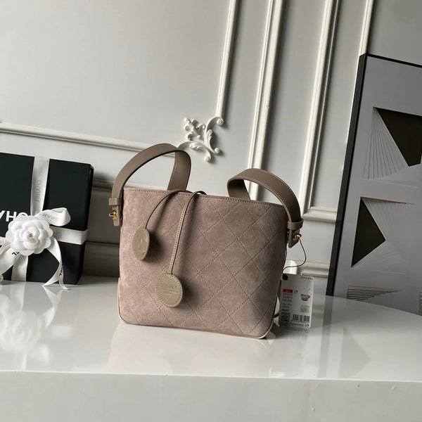 CC 2026 Bucket 27.5cm Bag Calfskin