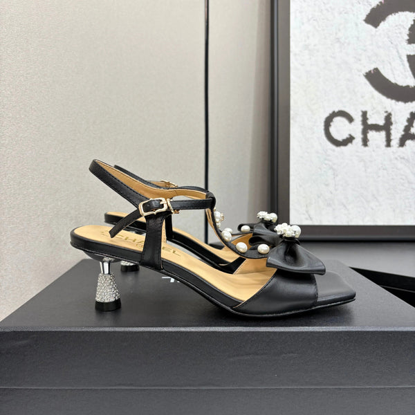 CC 2026 Bow Pearl Sandal Black Sheepskin