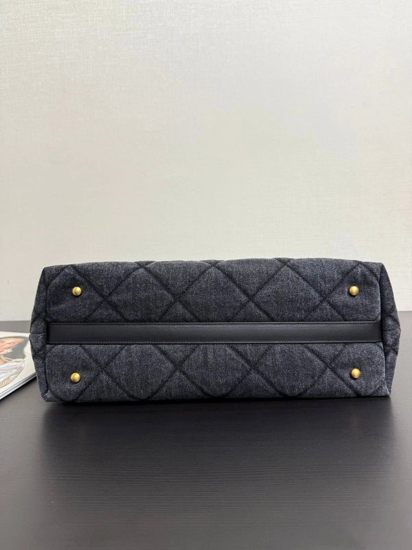 CC 2026 Tote Bag 44cm Black Quilted Denim Leather