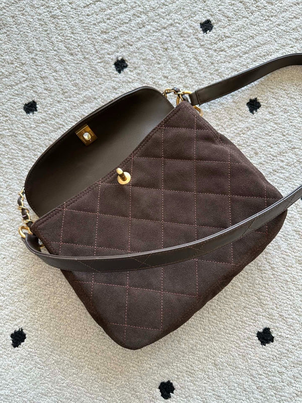 CC 2026 Shoulder Bag 25cm Brown Suede