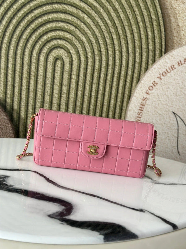 CC 2026 East West Bag 26cm Sheepskin
