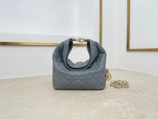 CD 2026 Toujours Hobo Bag 19CM Lambskin