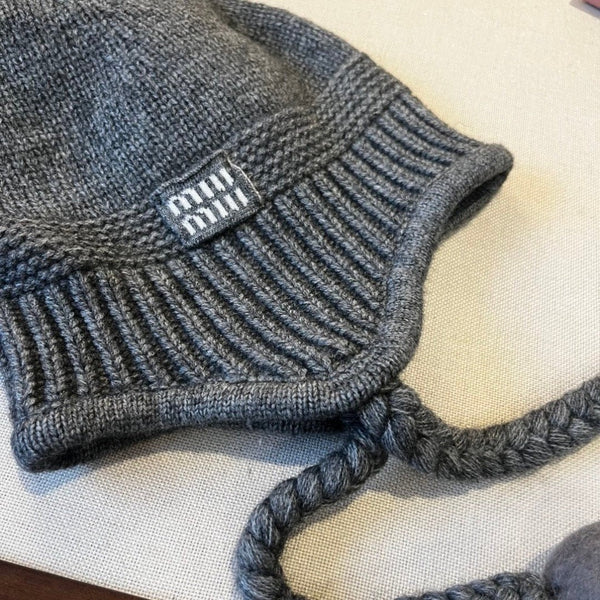 Miu Earflap Cap 437125
