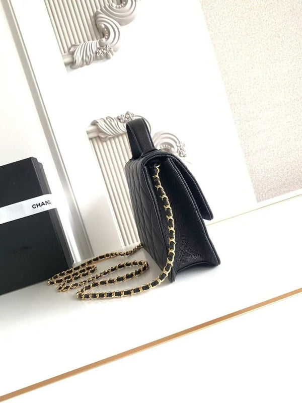 CC 2026 Flap Bag 24cm Pebbled Calfskin