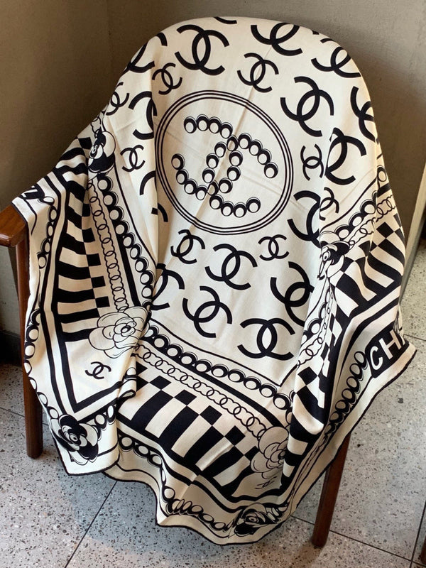 CC 26s Scarf 140 In Cashmere Silk 306114