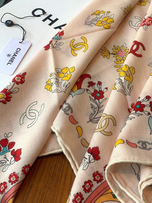 CC 26s Scarf 140 In Cashmere Silk 306129