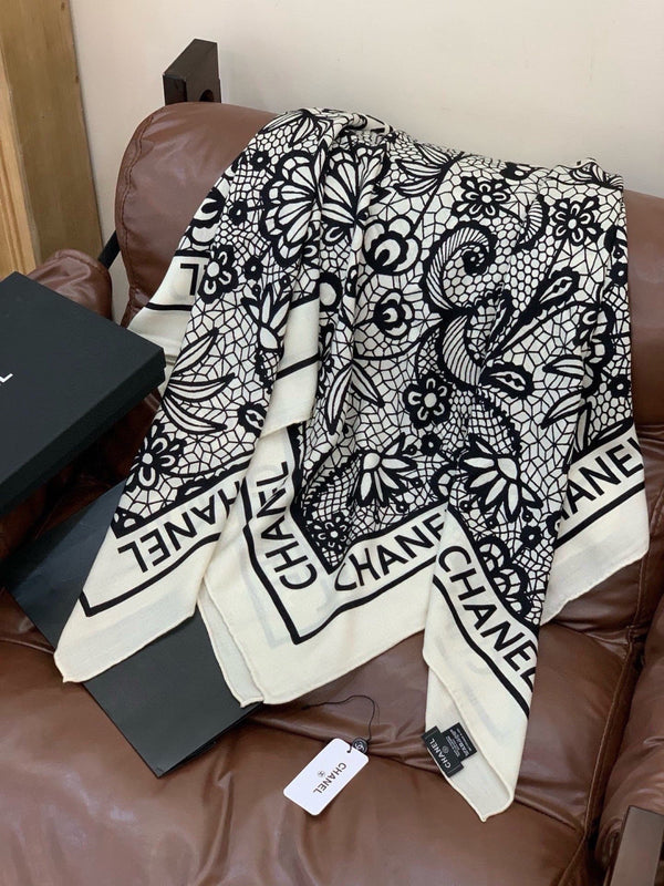 CC 26s Scarf 140 In Cashmere Silk 306134