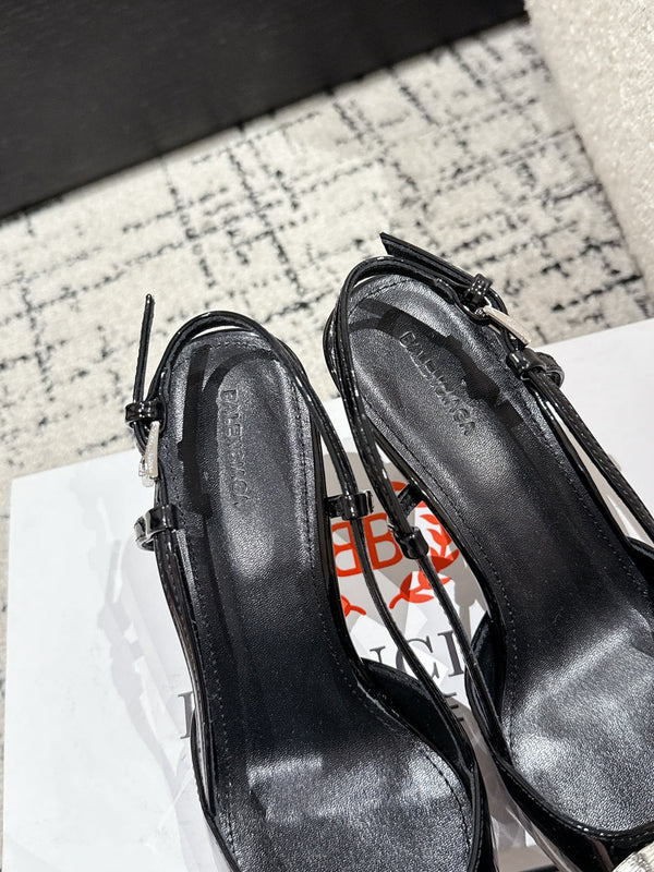 POINTED HIGH SLINGBACK IN BLACK PATENT CALFSKIN WITH CRYSTAL BUCKLE