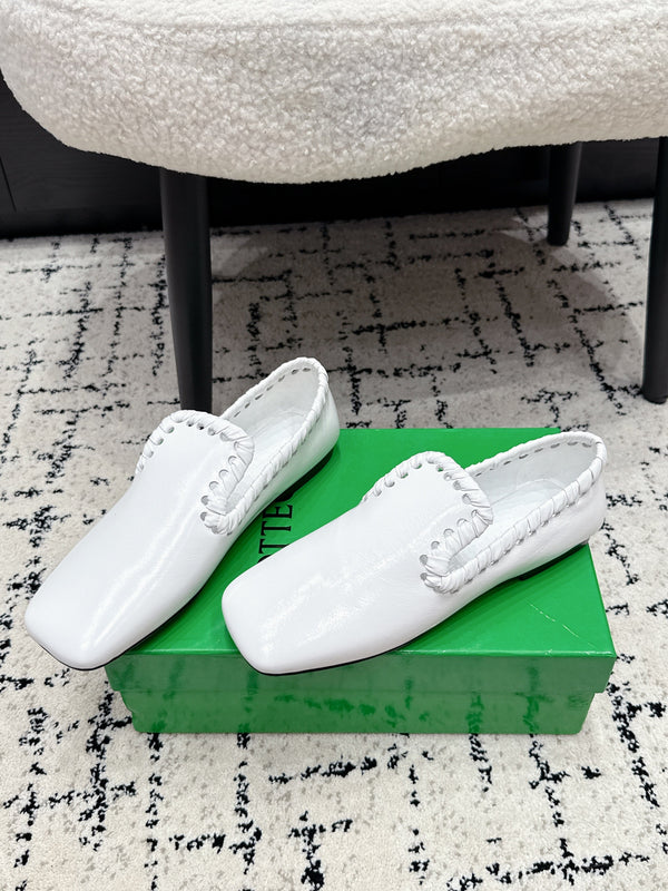 BV Sabato Loafers Flat White Glossy Leather 770000