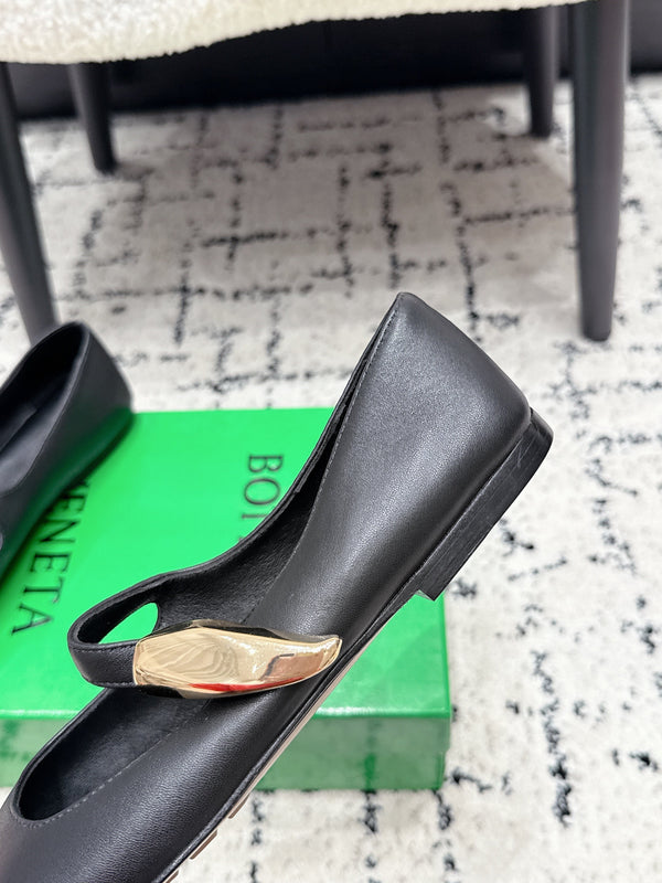 BV Charlotte Mary Jane Flat Black Leather 770004