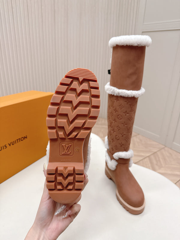 LV 2026 Territory Flat Thigh Boot Brown White Nubuck Calf Leather 595432
