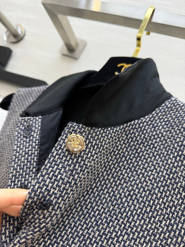 CC 26S Tweed Sleeveless Polo Top 428169
