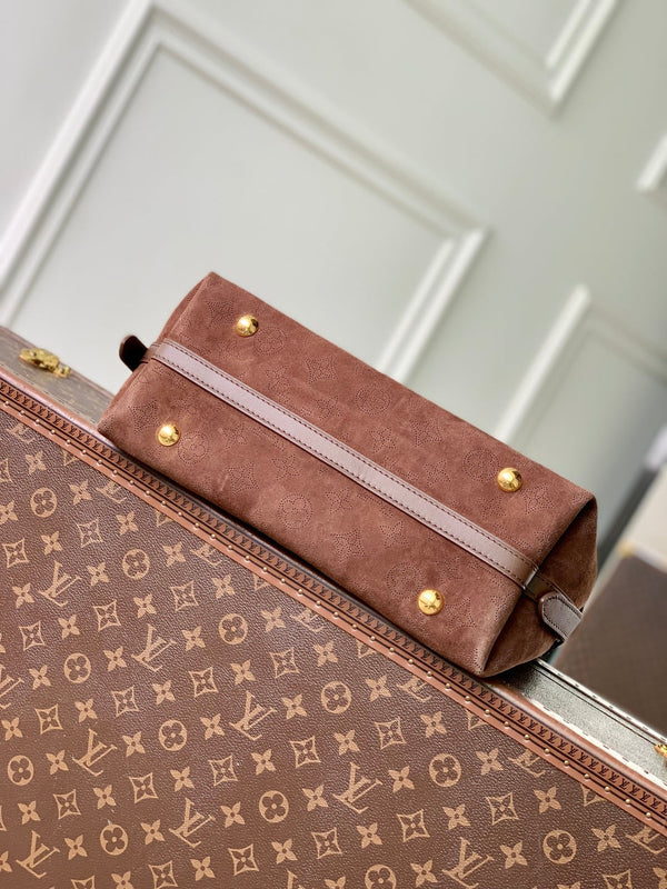 LV 2025 Ski CarryAll PM Bag 34cm Chocolate Brown Suede Cowhide 347358