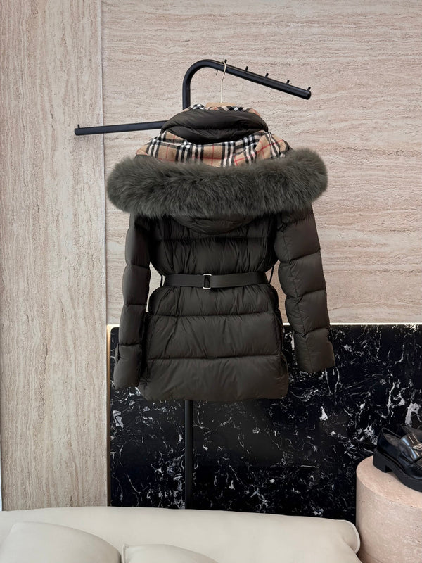 Burberry 25 Fur Collar Plaid Slim-fit Khaki Green Jacket Polyester Down