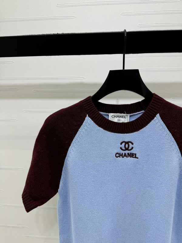CC Short Sleeve Knitted Sweater Light Blue Burgundy Cashmere Wool 351024