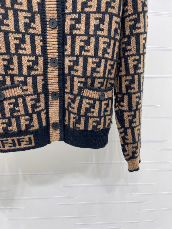 FF 26s Jacquard Crew Neck Knit Cardigan 423890