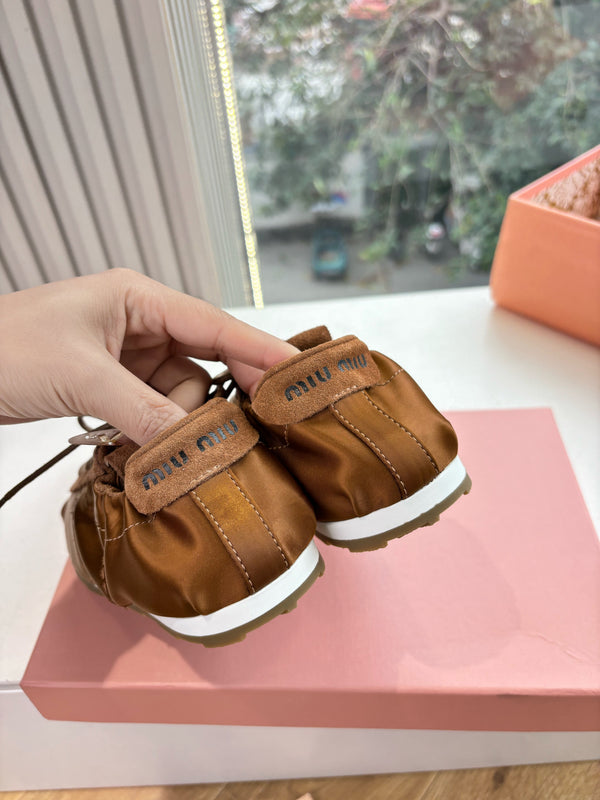 Miu Plume Sneakers Brown Satin Suede 549135