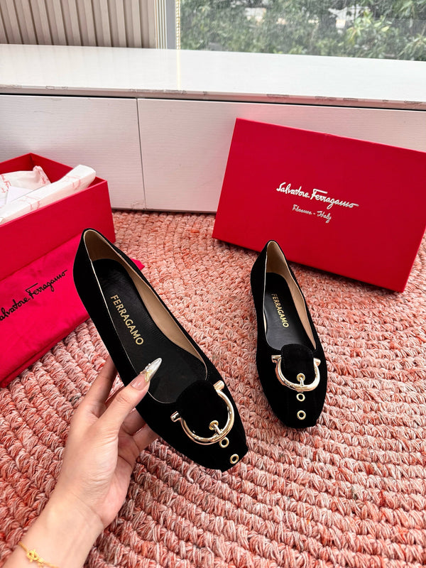 Ferragamo Gancini Ballet Flat Black Suede 760473