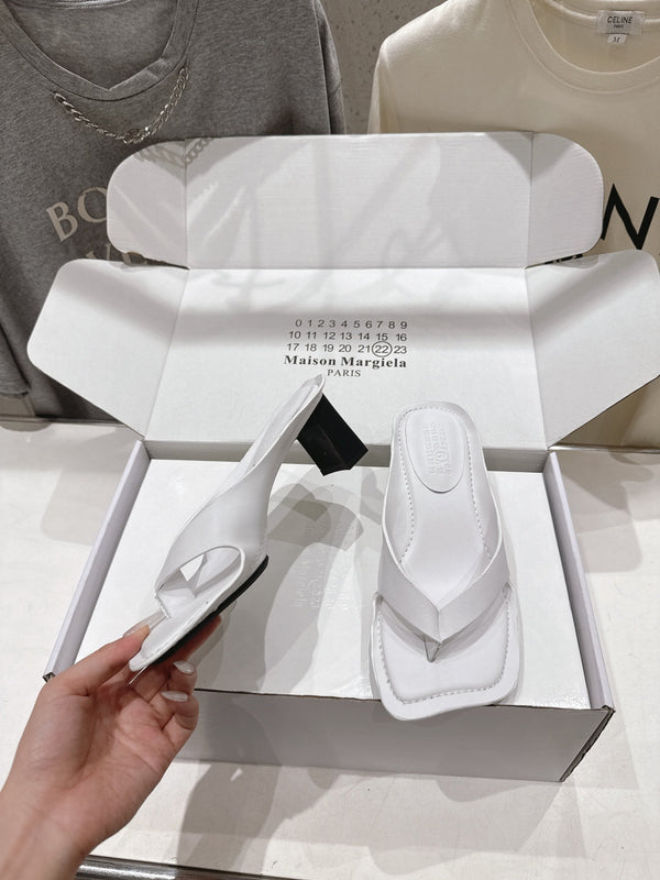 MM High-Heeled Flip-Flops White Cowhide 896513