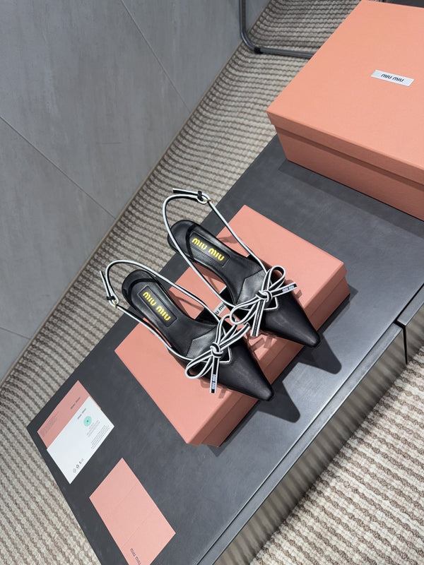 Miu 26s Slingback 55mm In Black White Calfskin With Bow