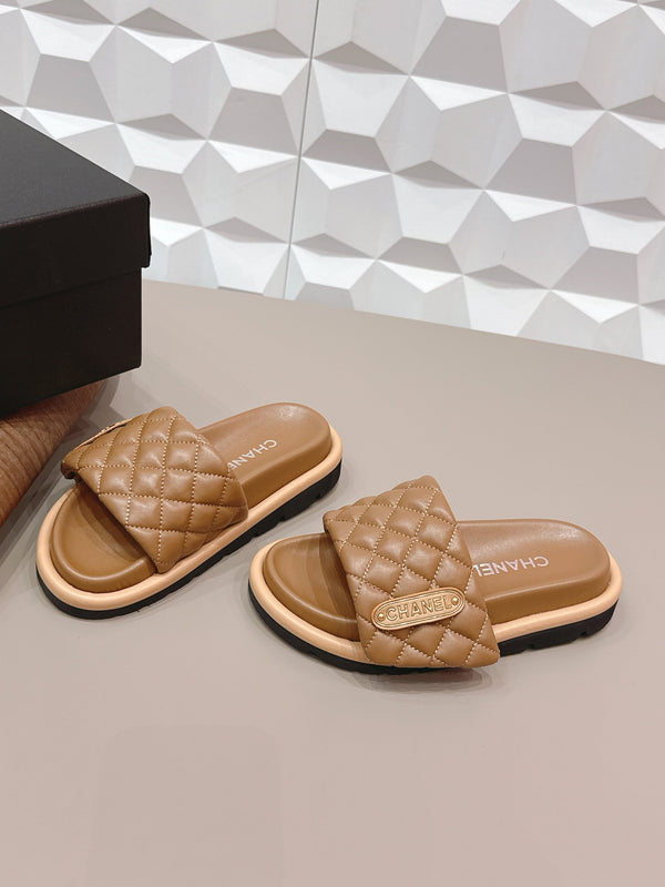 CC 26s Sandals Buckle Brown Quilted Leather 613273