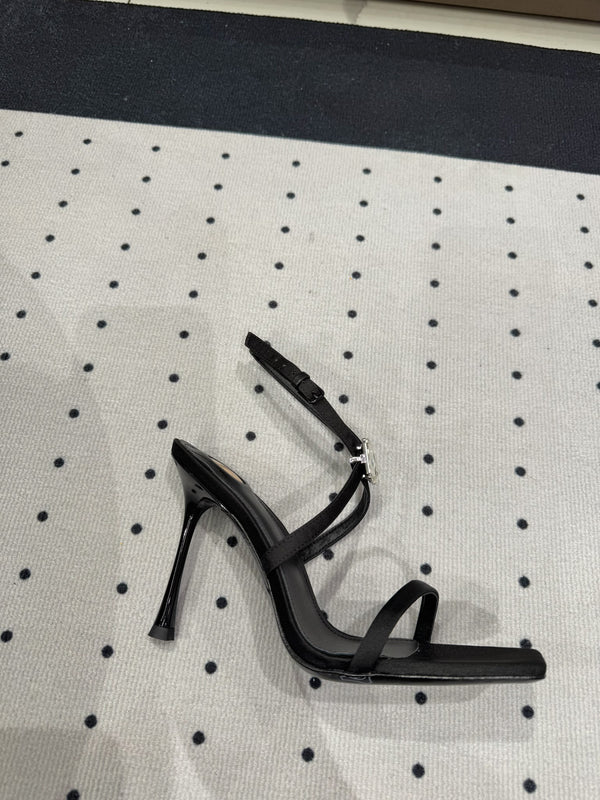 HIGH HEEL SANDALS IN BLACK SILK WTH STRAPS ATTACHED GEM