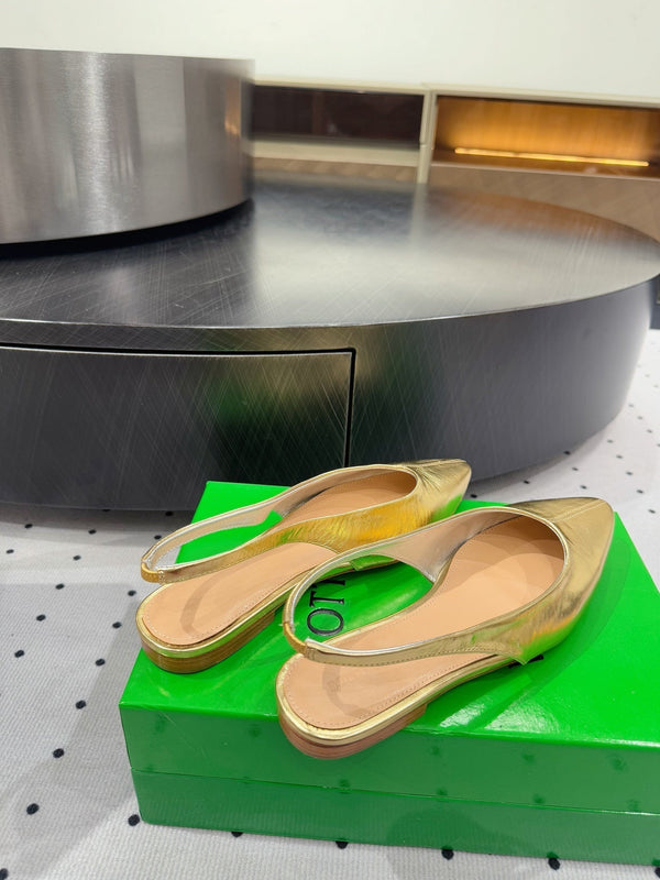 BV 26s Slingback Flats Gold Calfskin