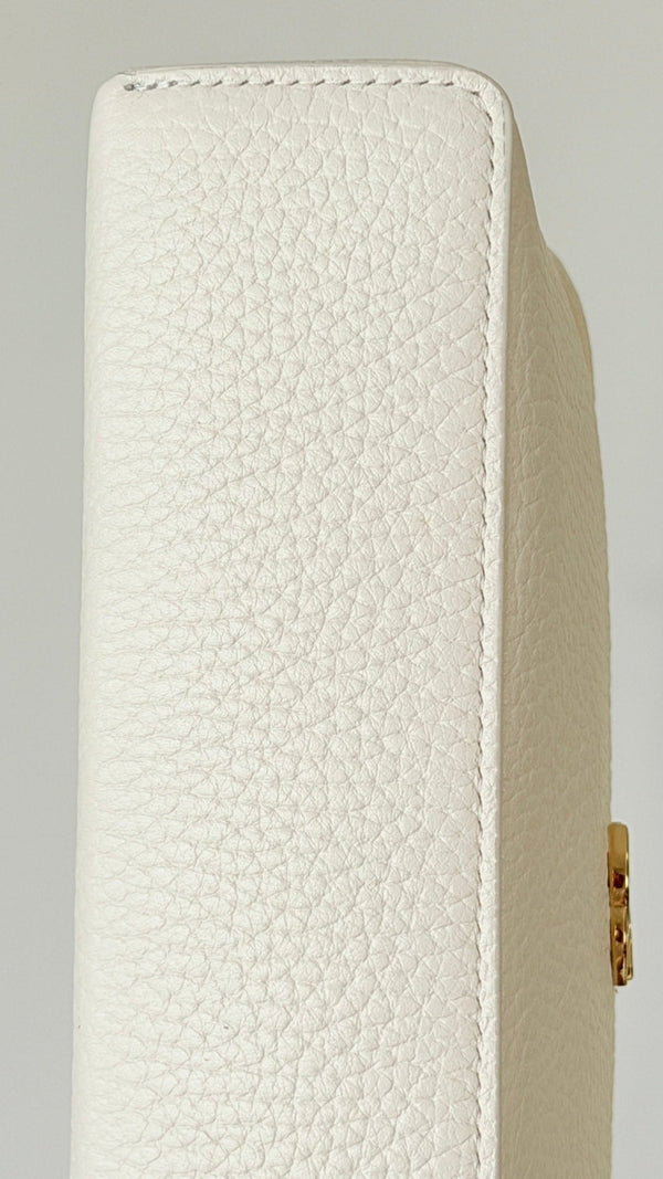 CC Métiers d’art 2026 Large Vanity With Chain White Grained Calfskin