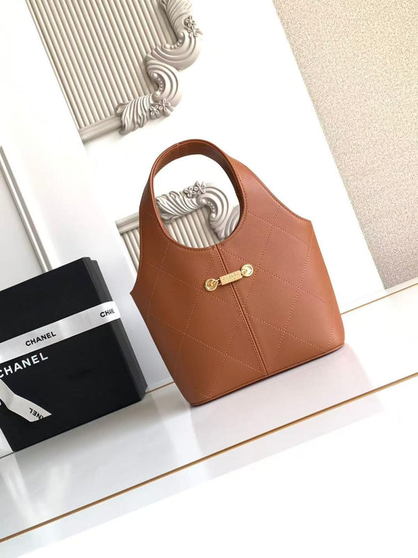 CC 2026 Basket Hobo Bag 27.5cm Brown Calfskin