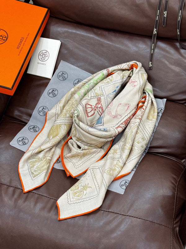 HM 25s Velvet Square Scarf 140cm Light Beige Cashmere Silk 970938