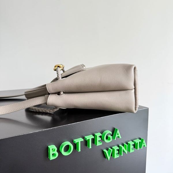 BV Ciao Ciao Bag 26cm In Limestone Leather