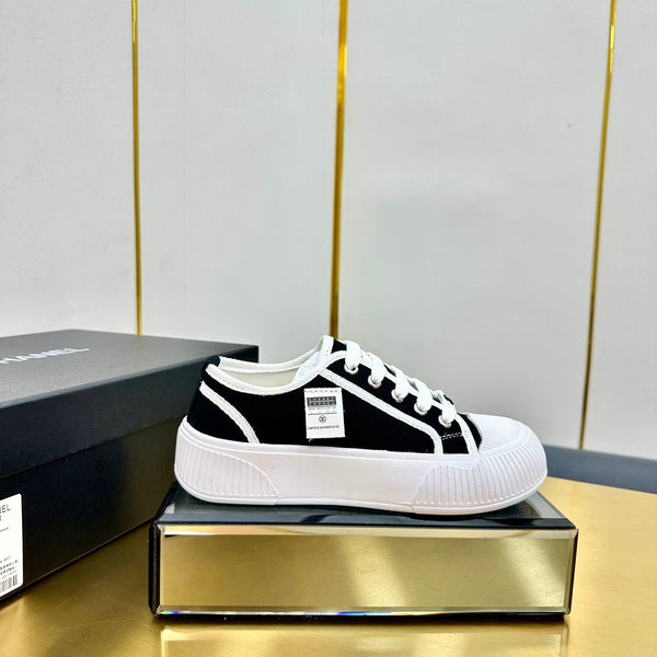 CC 26s Platform Sneakers Black Canvas 832618