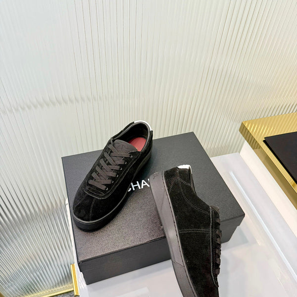 CC 26 Trainer Black Suede 713980