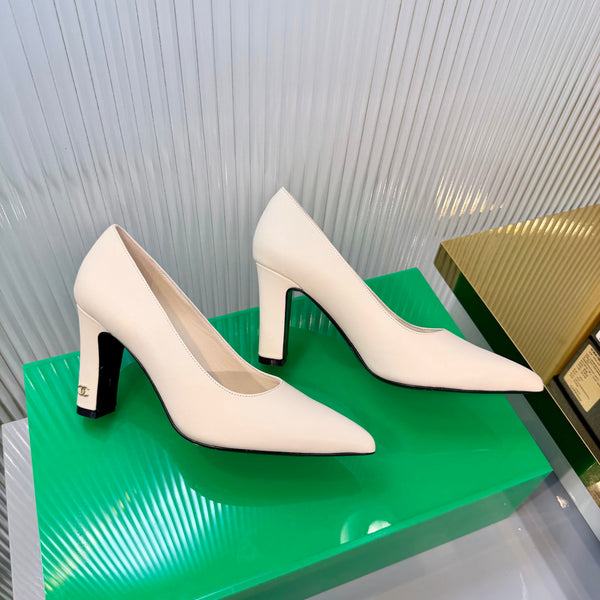 CC 26s Pumps 8.5cm Cream Lambskin 924308
