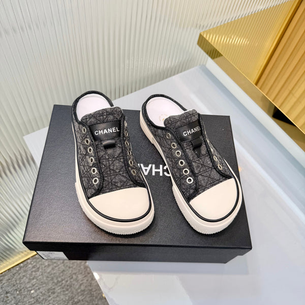 CC 26s Casual Sports Mules Black White Denim 924003